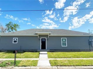 701 W Solidell St, Chalmette, LA 70043