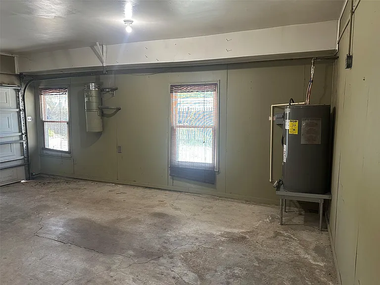 2202 Welch St — Photo 19