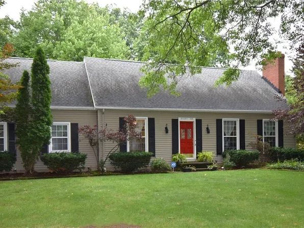79 Colony Dr, Hudson, OH 44236