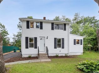 83 Wade Ave, Bloomfield, CT 06002
