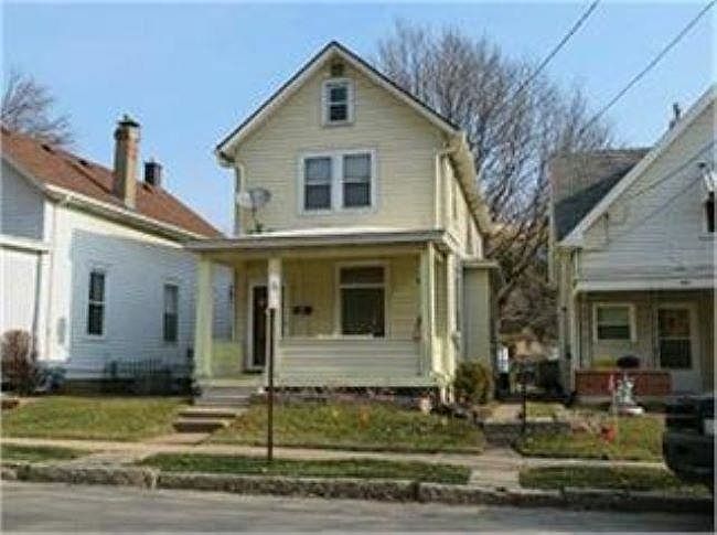 1st image of 387 Kaufmann Ave