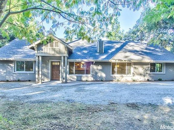 2nd image of 2820 Alder Dr