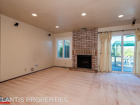 5th image of 4979 Fontanelle Pl