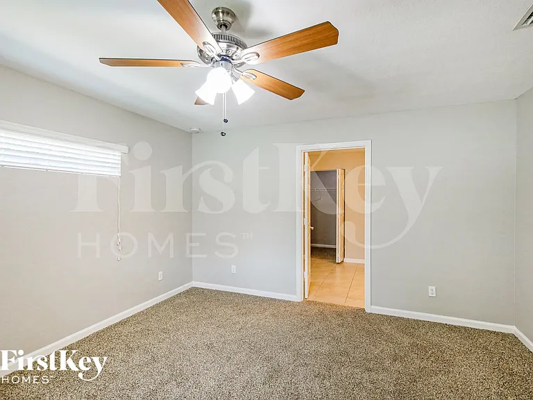 1351 SW Amboy Ave — Photo 7