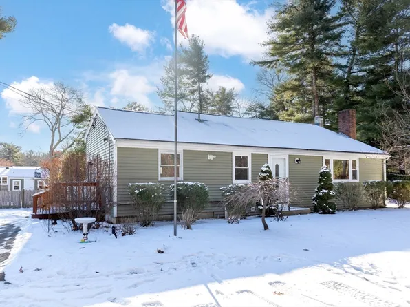 20 Montclair Ave, Pembroke, MA 02359