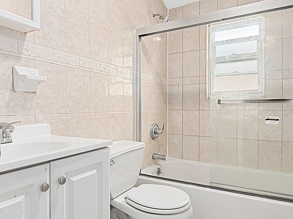 5th image of 146-17 230th St Floor 2