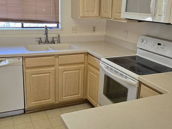 4th image of 8635 Clay St APT 419
