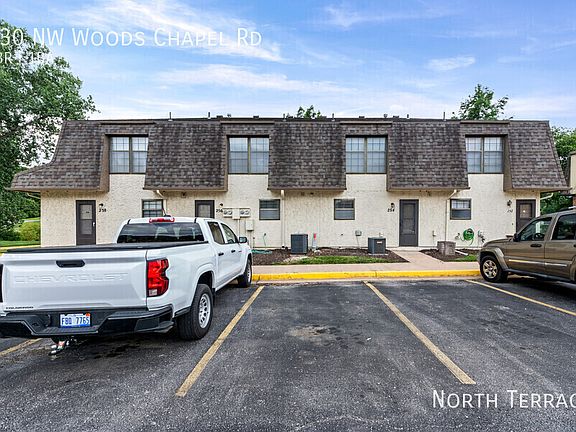 4th image of 230 NW Woods Chapel Rd
