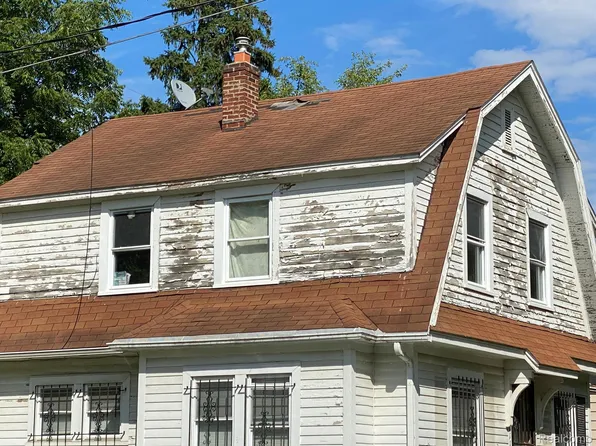 2114 Clement St, Flint, MI 48504
