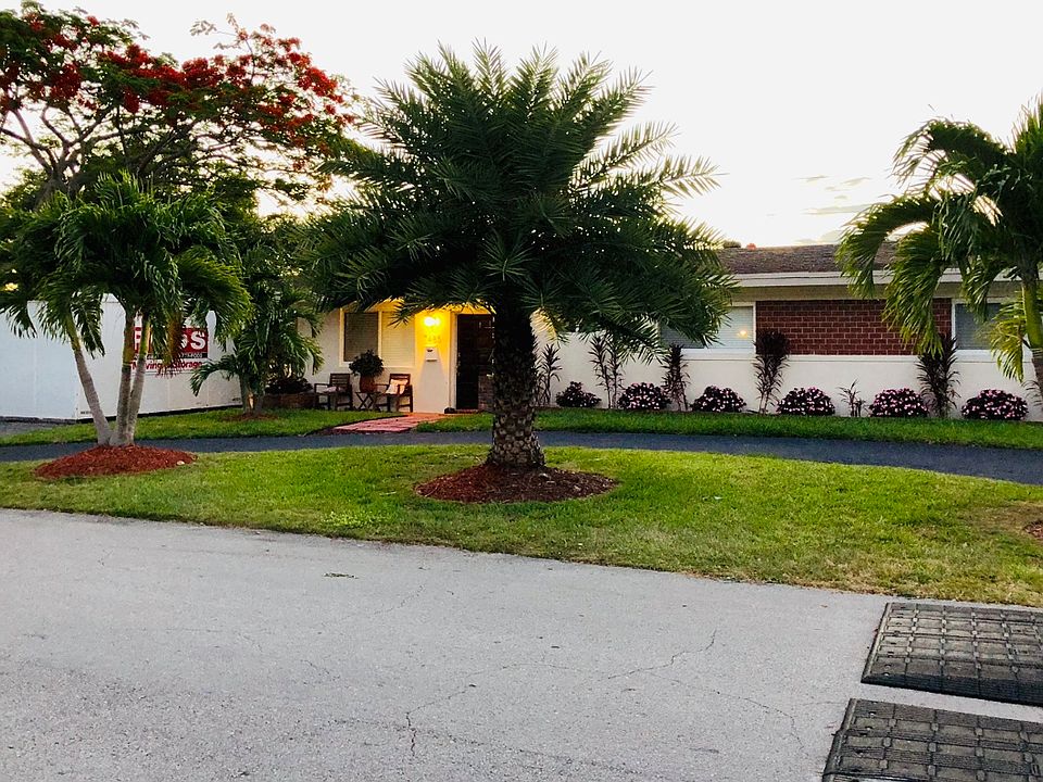1st image of 7485 SW 140th Dr