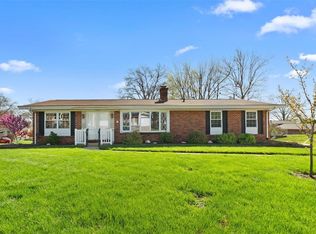 4250 Ashwick Ter, Saint Louis, MO 63128