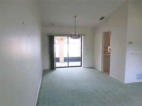 4th image of 10086 Seabrook Ave