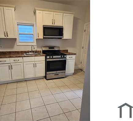 4th image of 52 Victor St #1