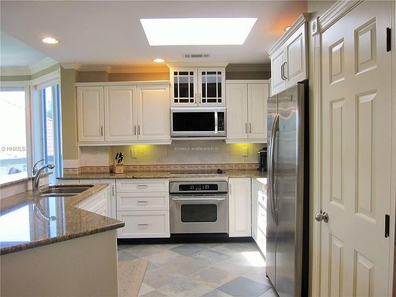 4th image of 6 Village North Dr APT 50
