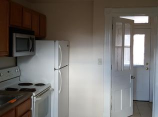 4 115th St APT 2, Troy, NY 12182