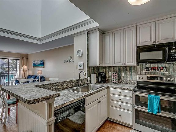 3rd image of 9581 Shore Dr Unit 330