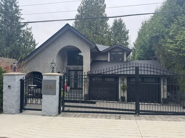 3263 Norwood Ave, North Vancouver, BC V7N 3P2