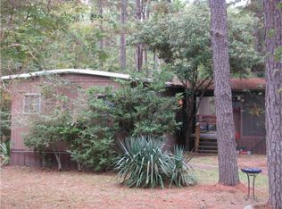 27 Heron Ln, Trinity, TX 75862