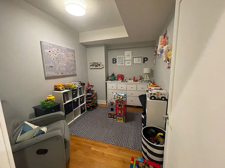 609 Monroe St #2 — Photo 29
