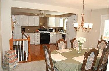 5th image of 1044 Kentucky Blue Dr