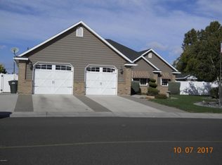 511 Broadway, Grandview, WA