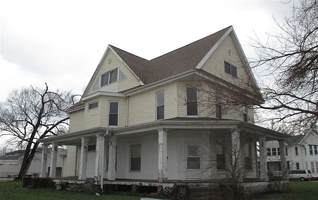 201 Church St photo 1