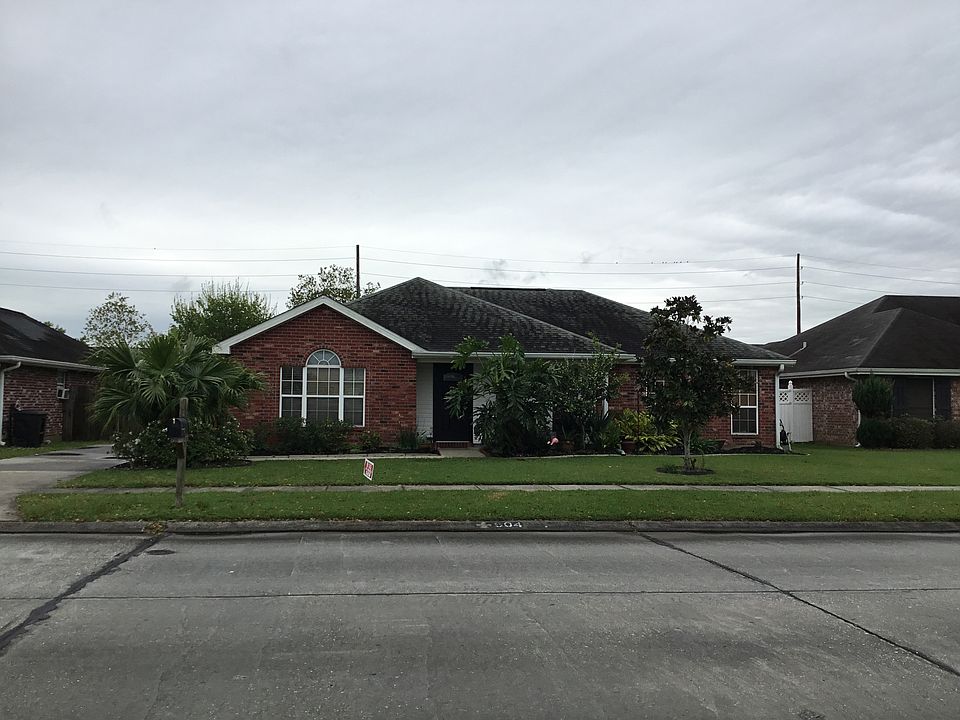 1st image of 604 Angelle Dr