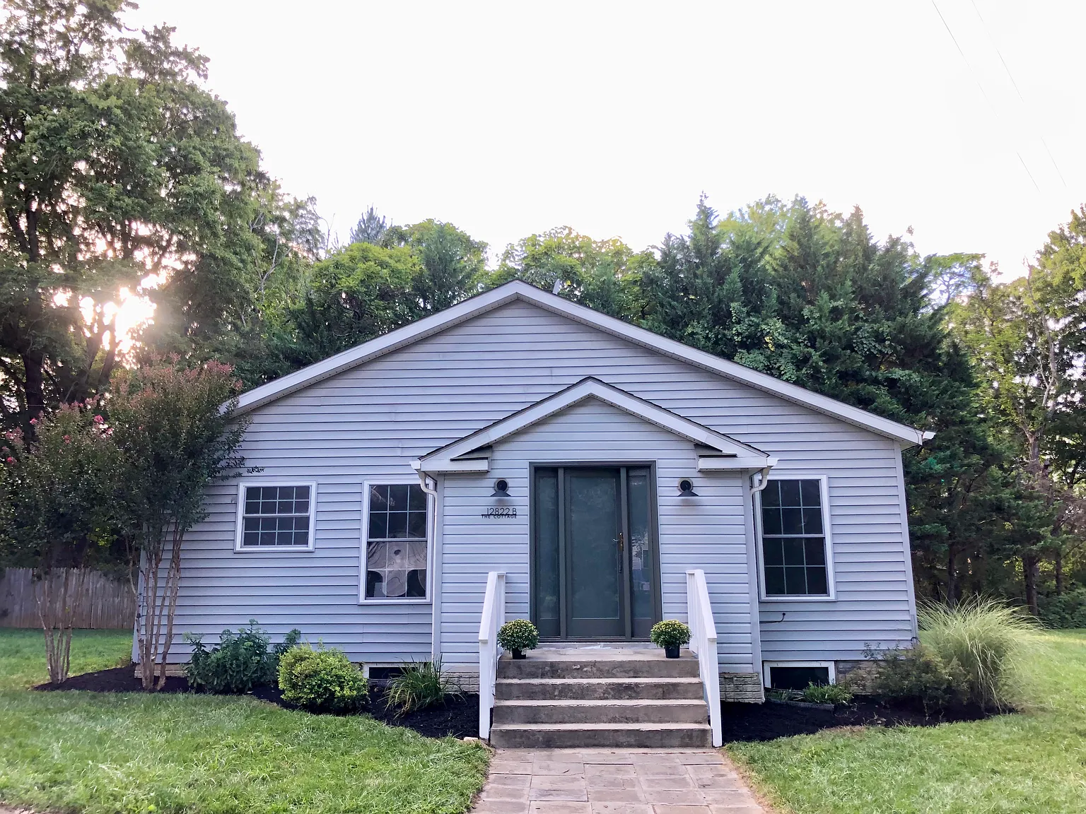 2 bed, 1900 sqft, $2,600 — Photo 1