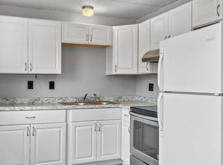 92 Maple St, Winchendon, MA 01475