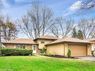 1624 Swallow St, Naperville, IL 60565