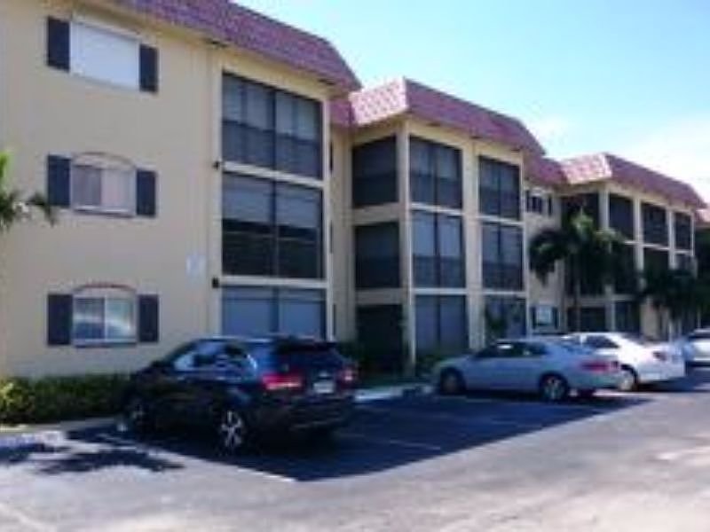 1st image of 257 S Cypress Rd APT 403