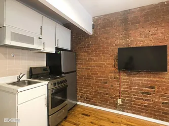 Rented by Citi Habitats