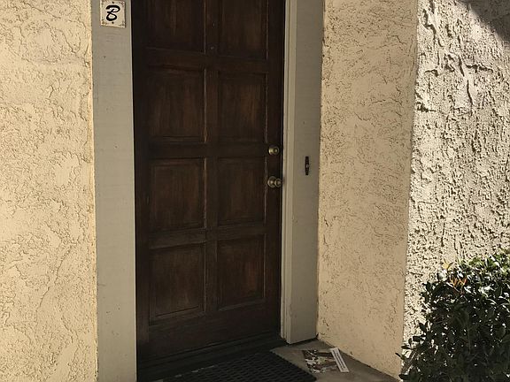 4th image of 2603 Voorhees Ave #B