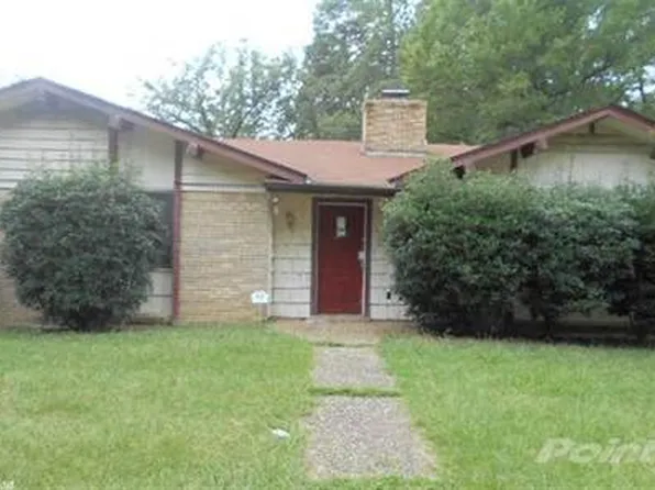 9504 Warren Dr, Little Rock, AR 72209