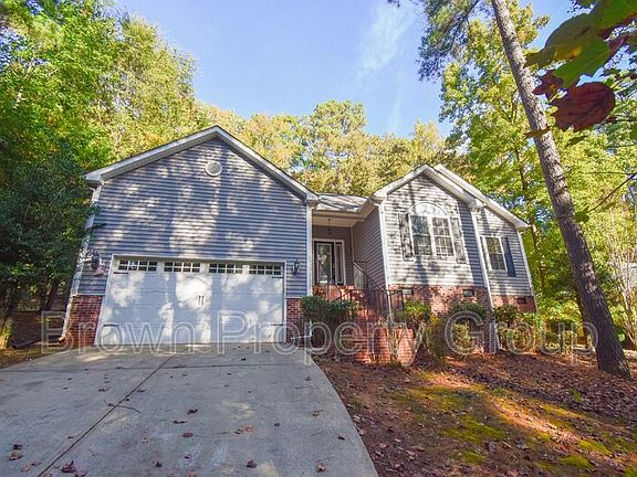 2nd image of 3270 Argyll Dr