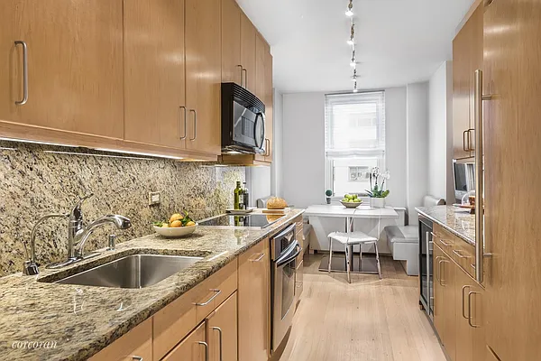 Sold by Corcoran | media 3