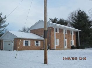 9893 Spencer Lake Rd, Spencer, OH 44275