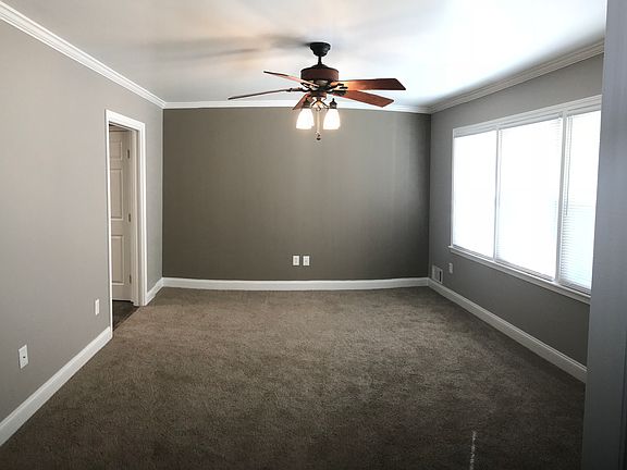 3rd image of 120 Meadow Dr