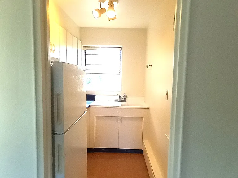 235 Exeter Pl #103 — Photo 5