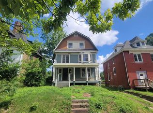5835 Bartmer Ave, Saint Louis, MO 63112