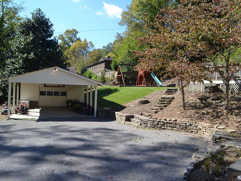 2nd image of 116 Heritage Cir