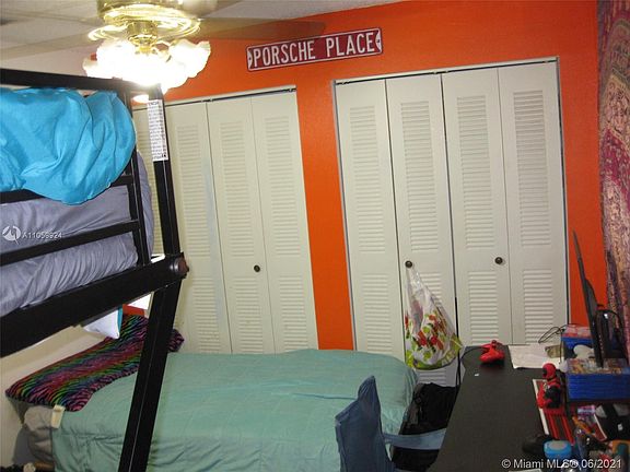 5th image of 1151 N Liberty Ave #1151L
