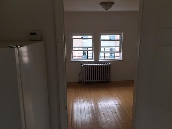 2nd image of 3145 Grace Ave #2