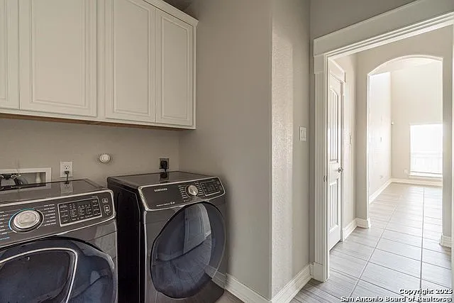7523 Hays Hl — Photo 35