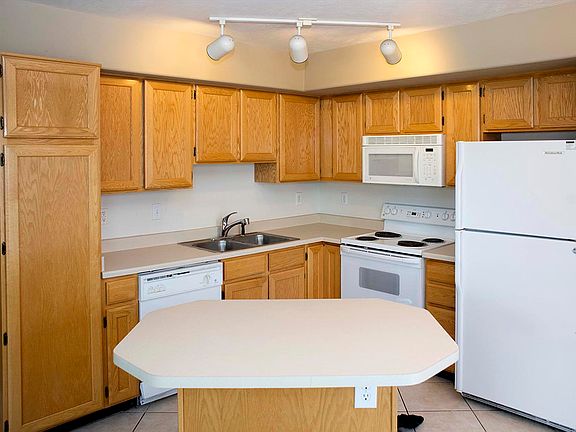 2nd image of 6969 S Florentine Way