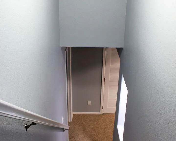 7665 Chancellor Dr — Photo 28