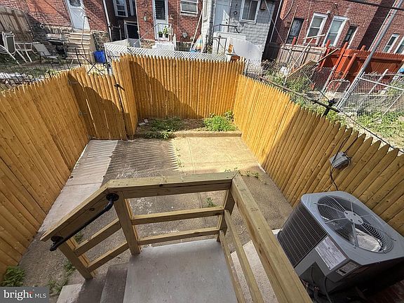 4th image of 173 Roselyn St