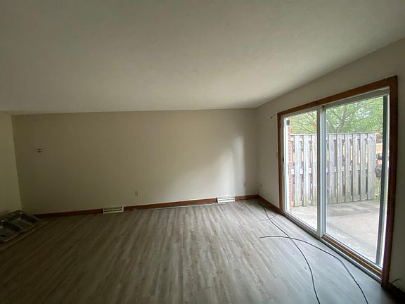 4th image of 5136 Harvest Dr