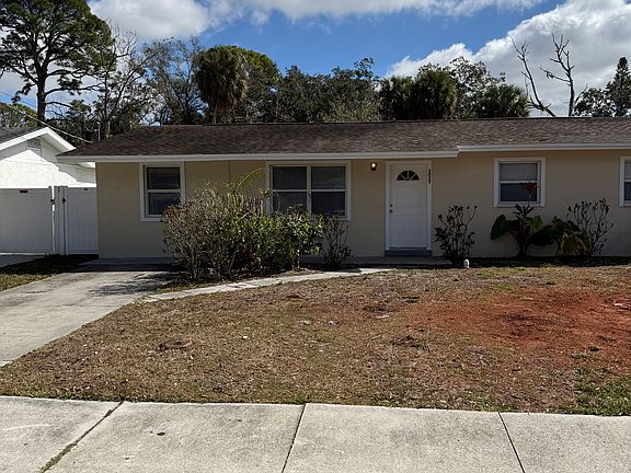 3rd image of 2025 Stratford Dr