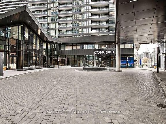 2nd image of 90 Queens Wharf Rd #810